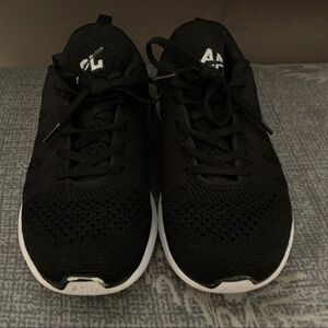 APL Techloom Pro Tennis Shoes